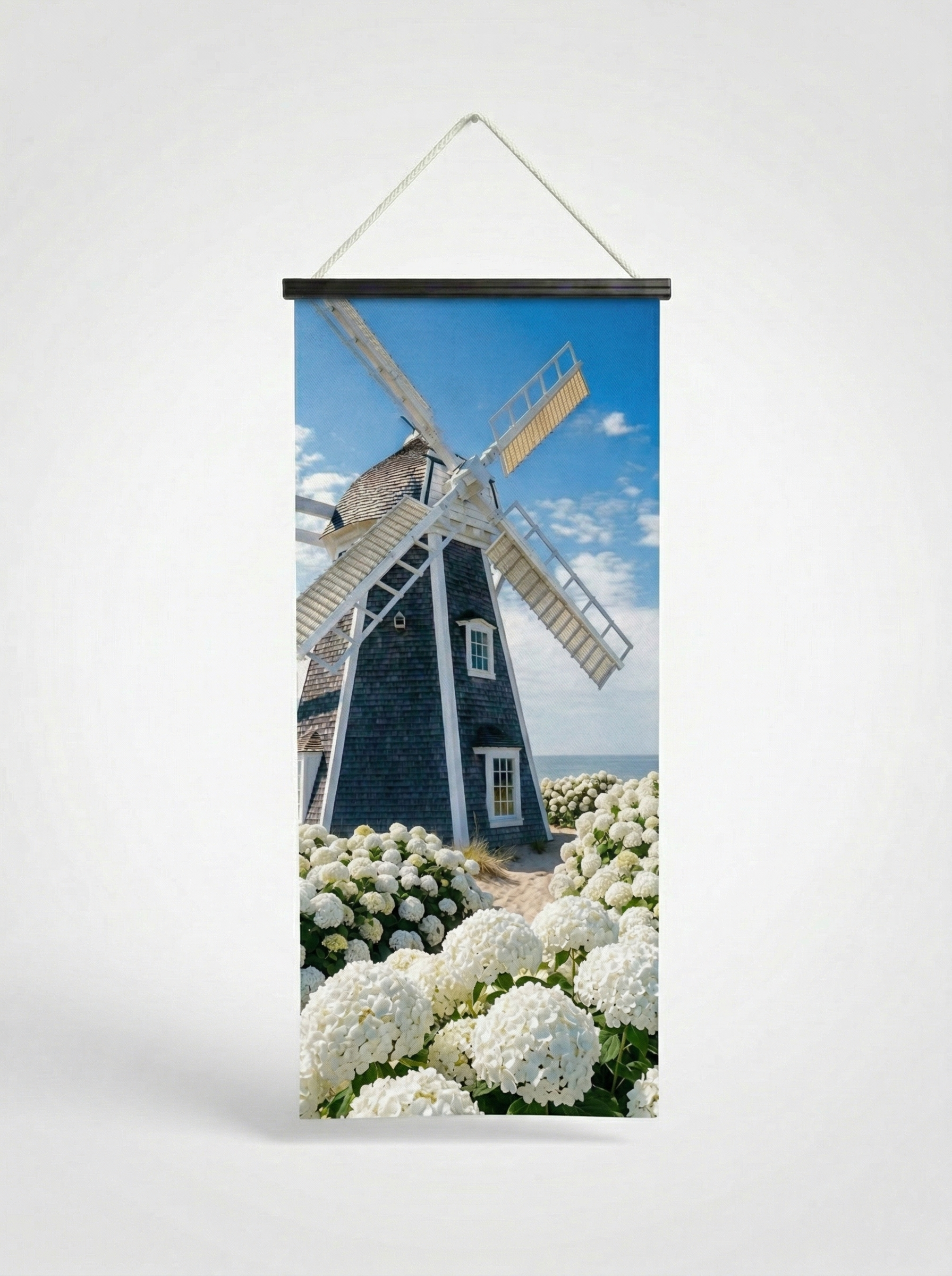 Banner Moulins des dunes 75x180cm - Vue complète avec fixation bois noir mat et corde d'attache