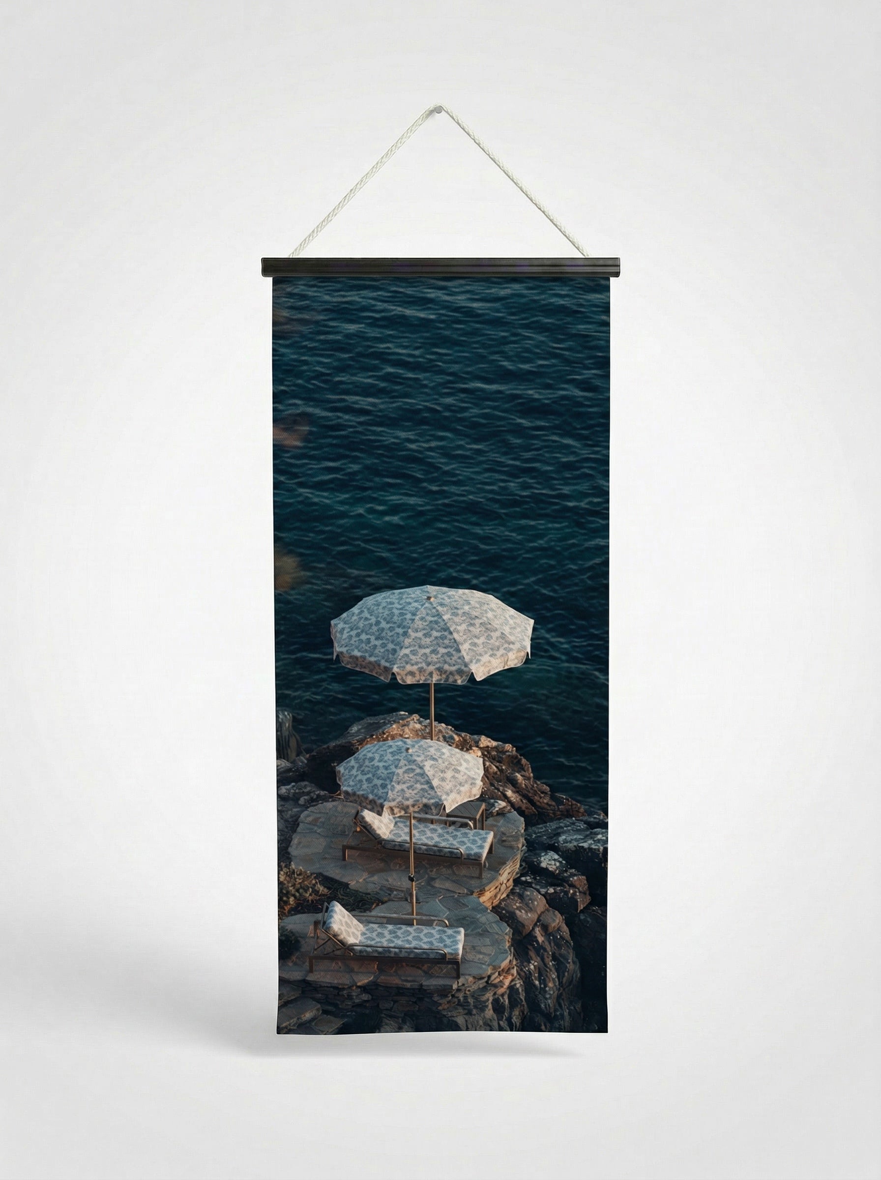 Banner Rivage 75x180cm - Vue complète avec fixation bois noir mat